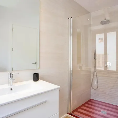 Mesmerizing Mallorca 4 Bedrooms Feelings Private Pool Close To Amenities Villa *